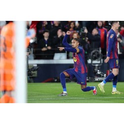 Raphinha Belloli quer vestir a camisola número 11 e tornar-se a estrela Raphinha Belloli quer vestir a camisola número 11 e tornar-se a estrela